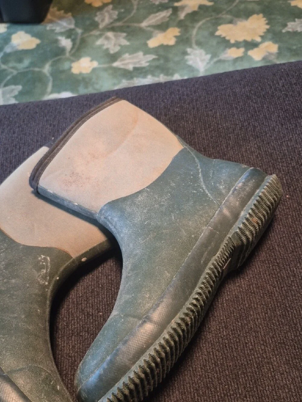 Muck Boot Company Men’s Green Waterproof Mid-Calf Boots